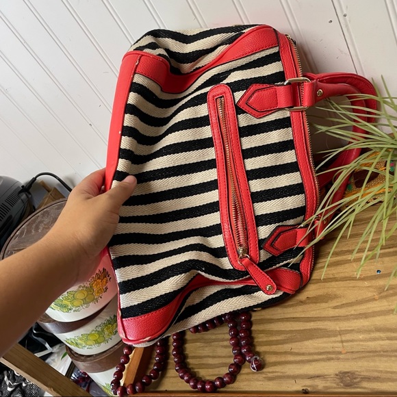 Sondra Roberts striped Boston Bag - Picture 4 of 9